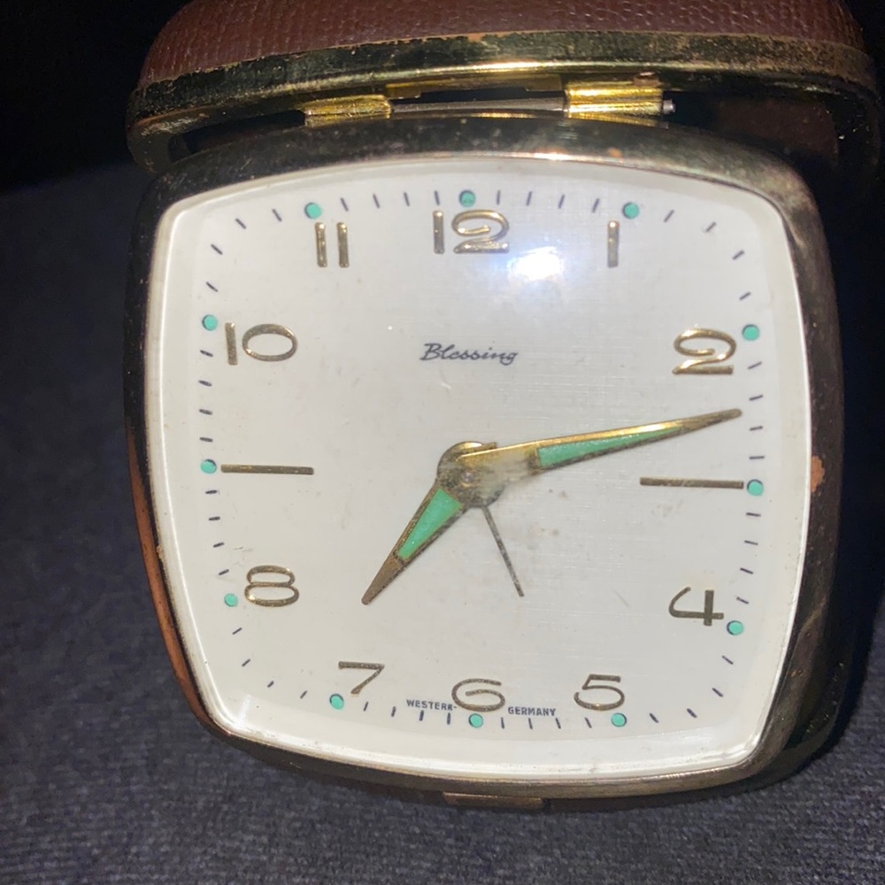 Vintage decoration Clinton Wind Up Alarm Clock